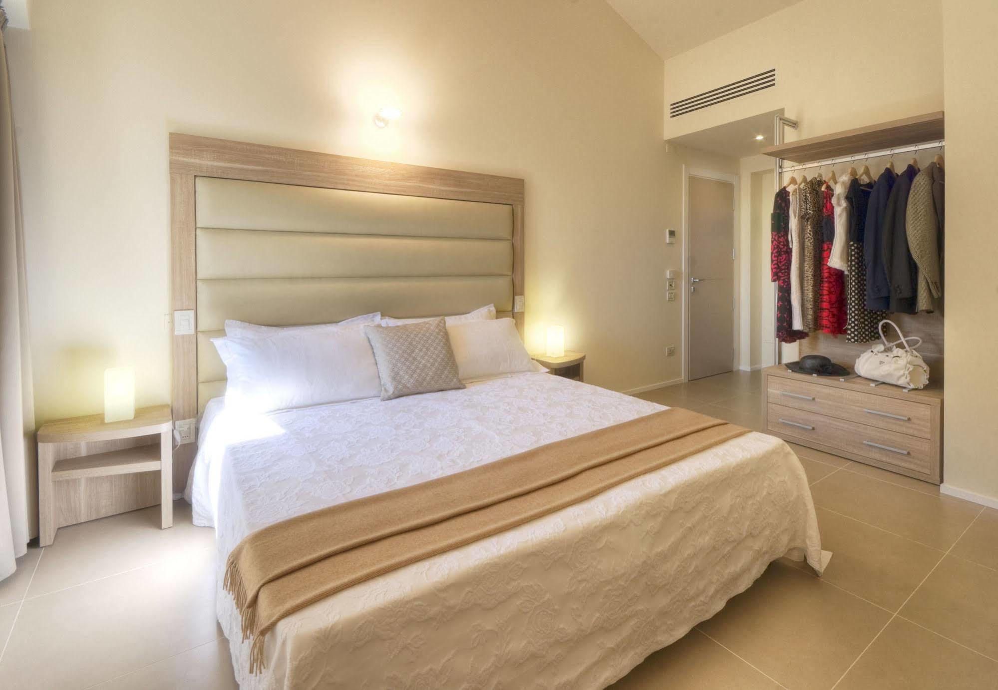 Palazzo Ruschioni Boutique Hotel Camerano Bagian luar foto